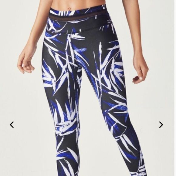 Fabletics Darby High Waist Palm Leaf Crop Leggings - Picture 1 of 8
